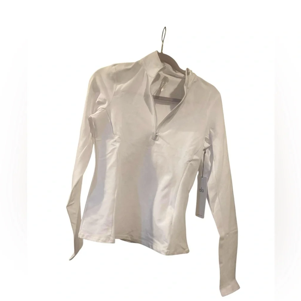 NWT Alo Yoga 1/2 zip rapid pullover WHITE Size M